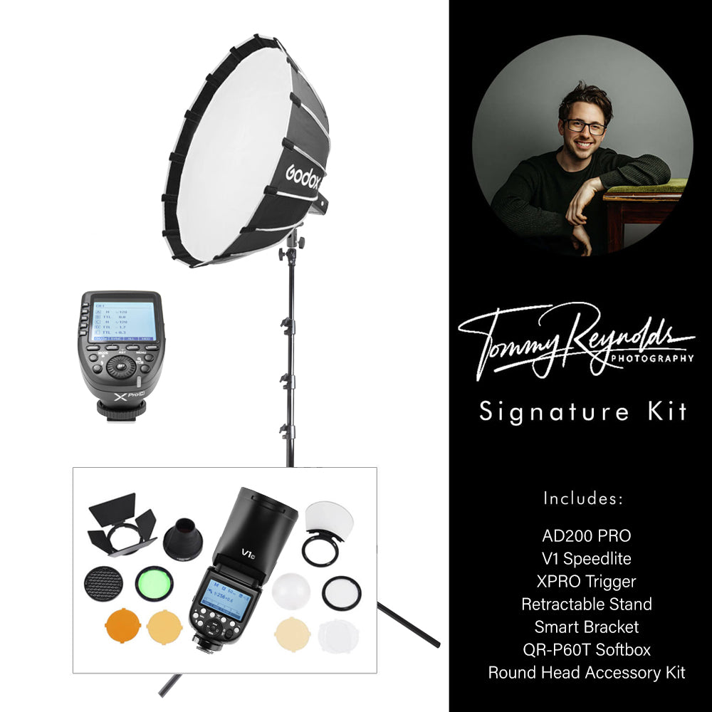 Godox AD200Pro Small Handheld Flashlight Wedding Photography Kit