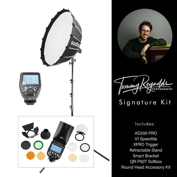 Godox AD200Pro Small Handheld Flashlight Wedding Photography Kit