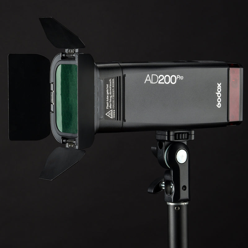 AD200PRO Flash with Creative Gels Barndoor Set (BD-07)