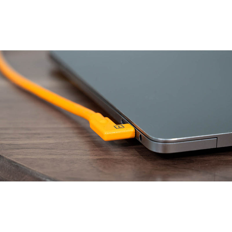 TETHER TOOLS  Dual Right-Angle USB-C  Tethering Cable plugged into a laptop