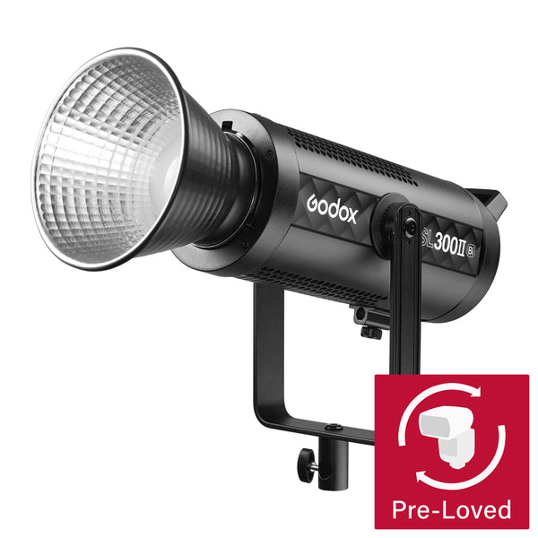 SL300IIBi Bi-Colour 320W Super-Powerful LED Light